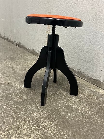 Stabil Äldre Design pall