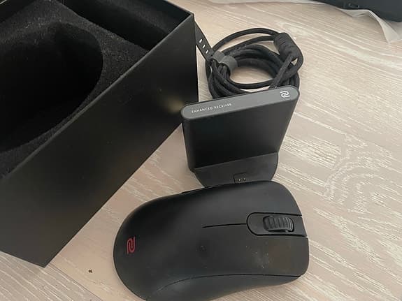 Zowie EC1-CW trådlös datormus svart