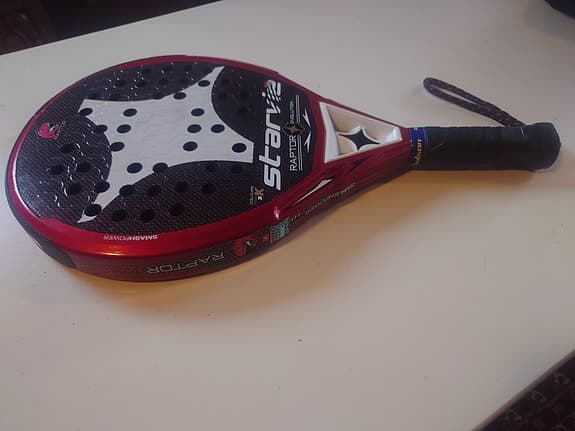 StarVie Raptor padelracket röd