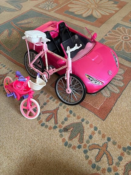 Barbie bil och cyklar leksaksset rosa