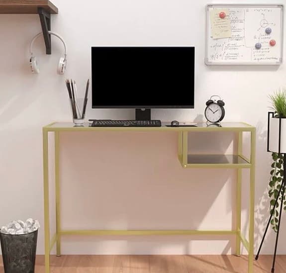 Skrivbord – glas och guldfärgad metall