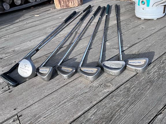 Golfset järnklubbor Wilson med bag vit