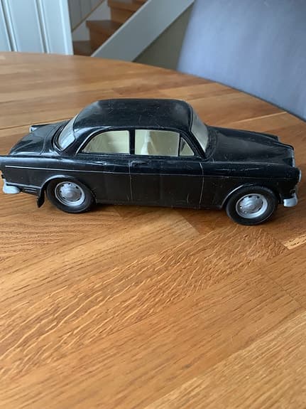 Leksaksbil svart sedan plast