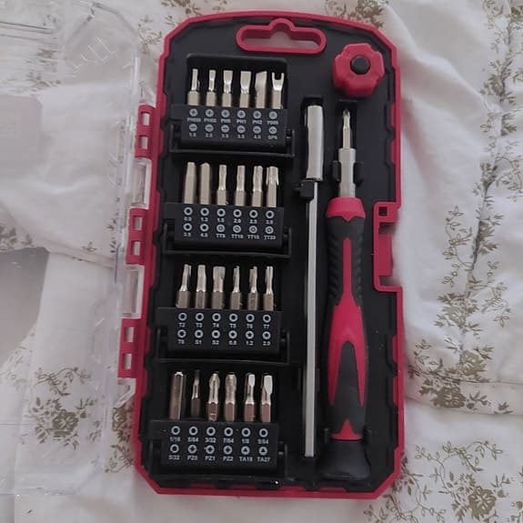 PRECISION SCREWDRIER SET