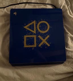 Sony Playstation 4 ”Days of play” limited edition