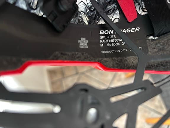 Bontrager Specter cykelhjälm röd storlek M 54–60 cm