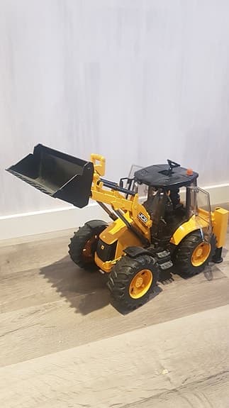 Bruder leksakstraktor hjullastare gul