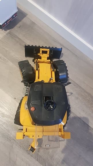 Bruder leksakstraktor hjullastare gul