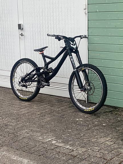 Downhill cykel Specialized