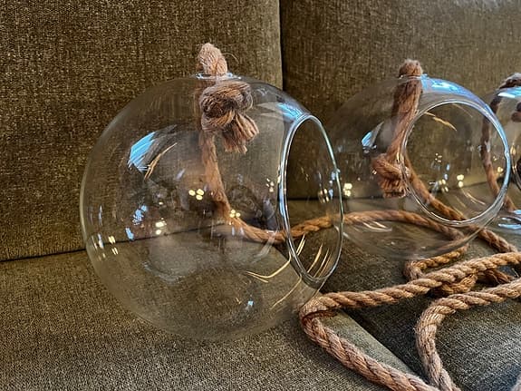 3st Hängampel Felix, Plantagen