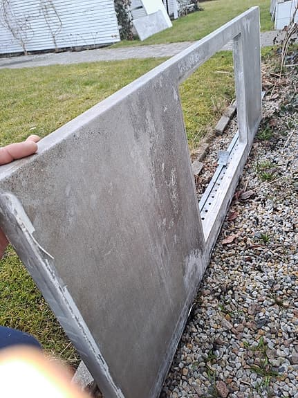 Pol och bänkskiva till utekök