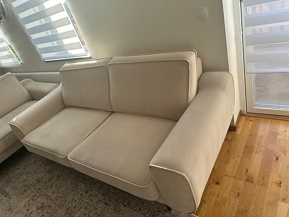 Soffa 2-sits beige tyg