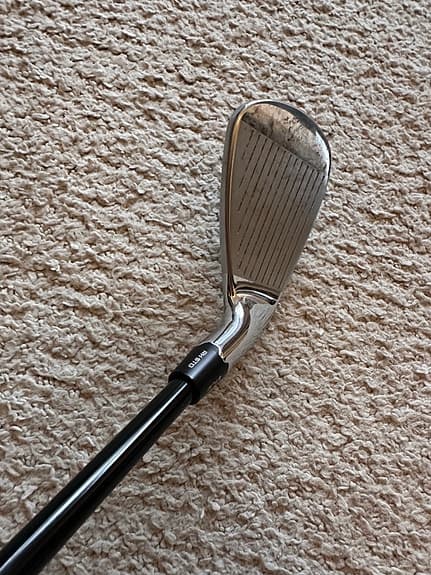 Wilson D9 golfklubba järn 7 VÄNSTER med grafitskaft