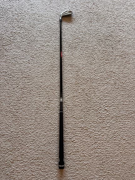 Wilson D9 golfklubba järn 7 VÄNSTER med grafitskaft