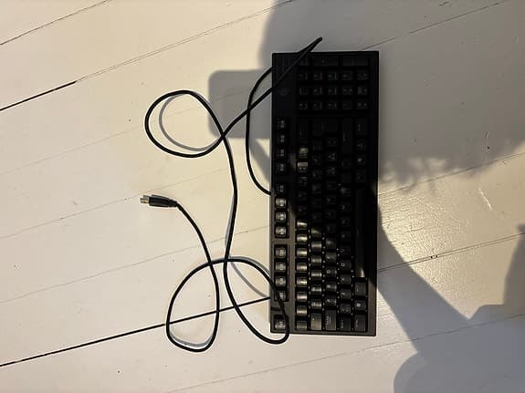 Logitech G413 tangentbord med kabel svart