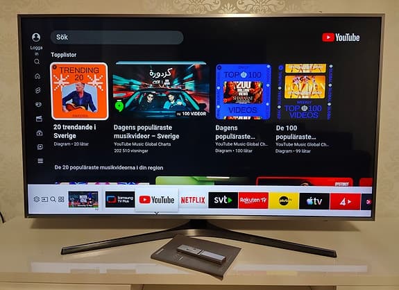 Samsung 55" 4K UHD Smart TV (Silver)