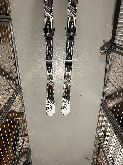 Rossignol Radical 9X alpinskidor med bindningar vit svart