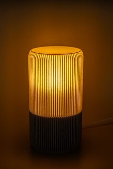 Unik designlampa 20 cm – E27 – ribbad struktur – Peanut/Cotton White