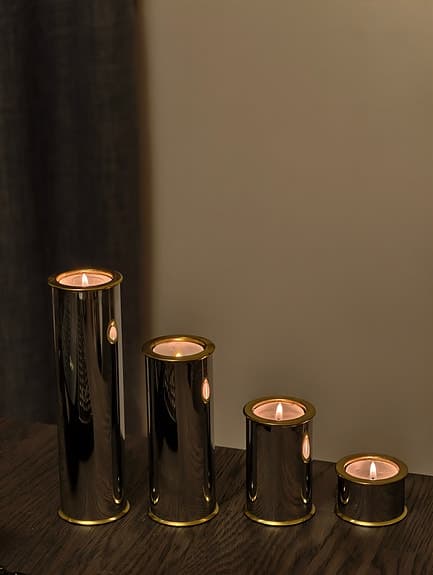 4st jättefina design ljusstakar i silverfärg