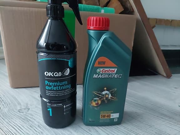 Motorolja & bilafettning