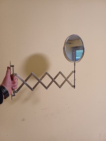 IKEA utdragbar väggspegel rund metall
