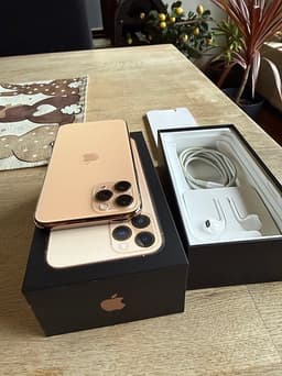 Iphone 11 Pro gold