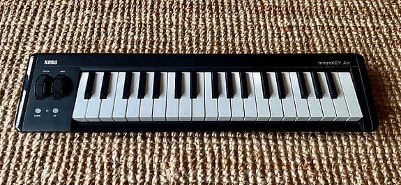 Korg microKEY Air 37 – Bluetooth MIDI Keyboard
