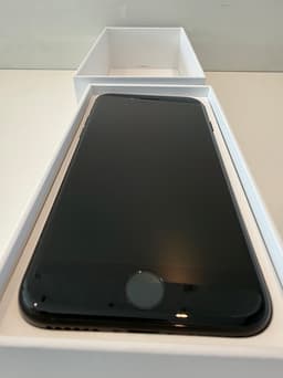 iPhone 7 32GB – Toppskick & Olåst!