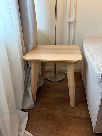 Sidobord Lisabo