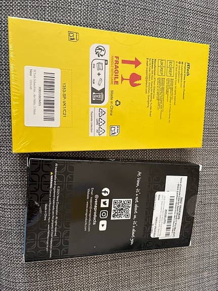 Vena mobilskal som passar Apple iPhone 17 pro max + glas skärmskydd