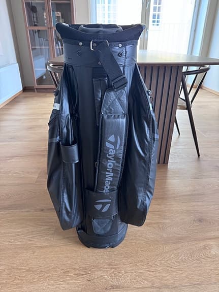 TaylorMade golfbag (vagnbag) vattentålig