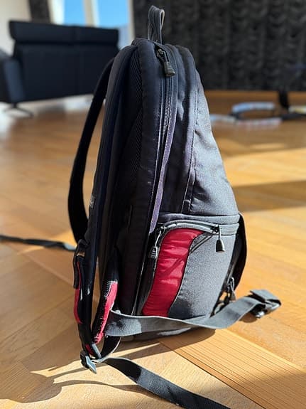 Lowepro ryggsäck svart röd