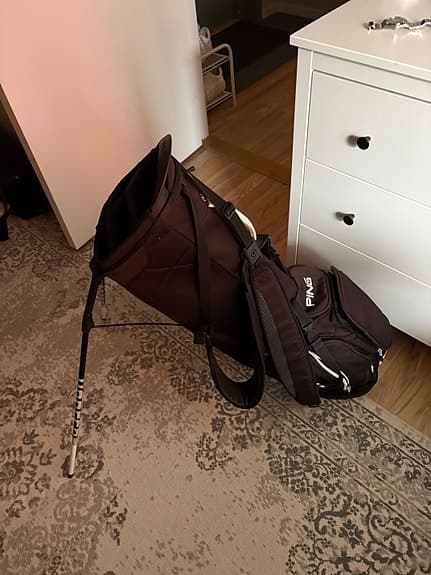 Ping golfbag standbag svart