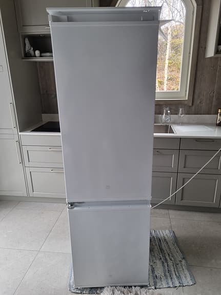 AEG kombiskåp kyl och frys 178cm.