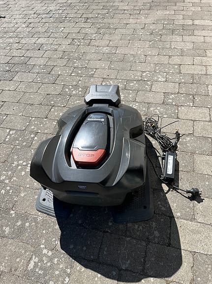 Husqvarna Automower 320 robotgräsklippare