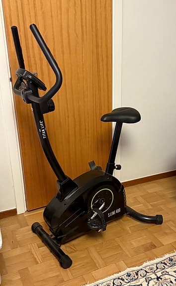 Titan Life motionscykel svart