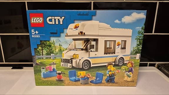 Lego City 60283 Husbil Oöppnad