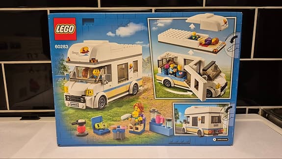 Lego City 60283 Husbil Oöppnad
