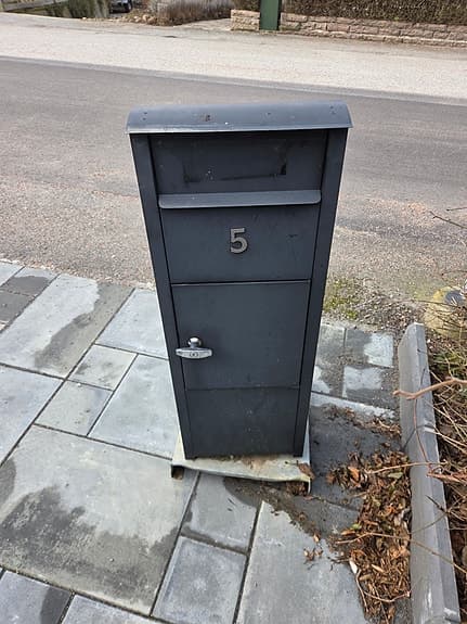 Brevlåda