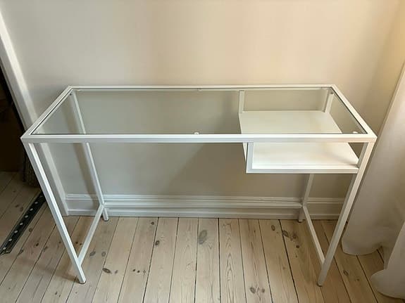IKEA Vittsjö sidobord / laptopbord vitt med glasskiva 100x36cm