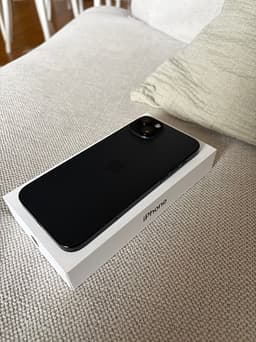 iPhone 15 plus 128gb