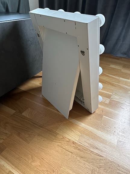 Hollywood sminkspegel – projekt / fix