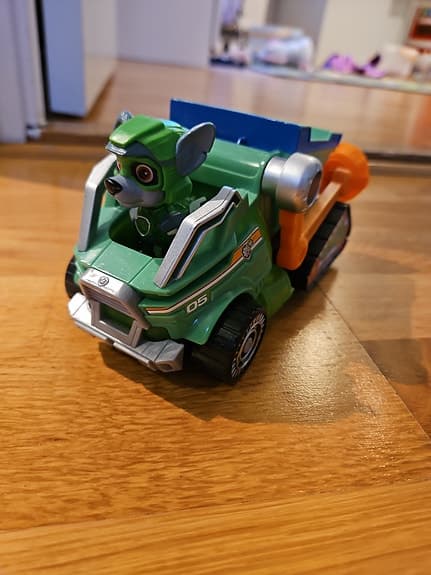 Paw Patrol Rocky leksaksfordon med figur