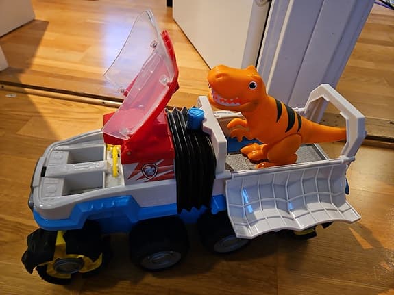 Paw Patrol leksaksfordon med dinosaurie