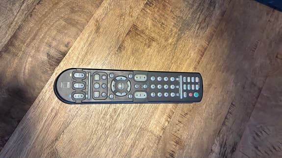 NAD T743 5.1 hembio receiver