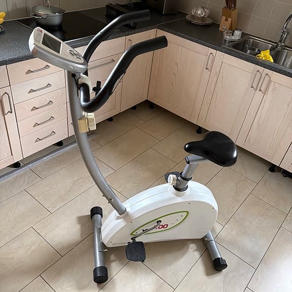 Motionscykel Extremefit XT300 – justerbar – säljs i befintligt skick