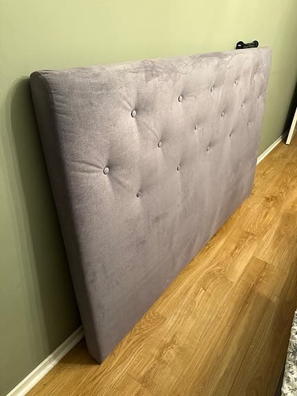 Mio sänggavel grå sammet 180cm