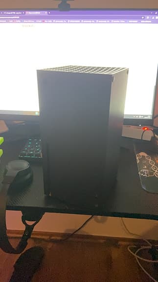 XBOX SERIES X INKÖPT 2022, Bra använd första 2 åren. + Tillbehör