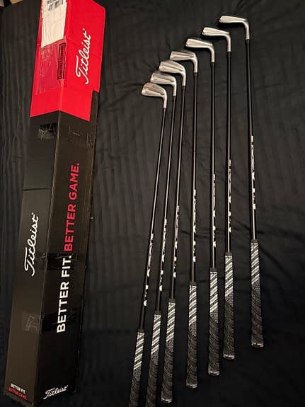 Titleist T150 4-P (stiff) med LA golf L-series skaft