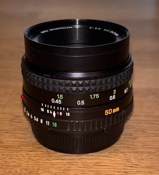 Minolta MD Rokkor 50mm f/1.7 objektiv svart